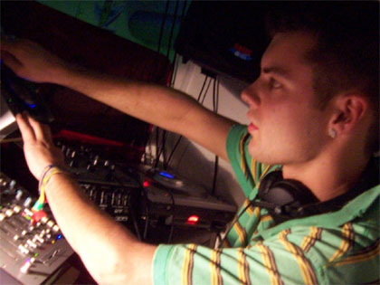 M-Tech has a resemblance to Ricky Martin