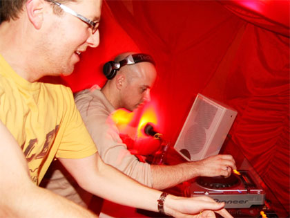 Dirty Inc are Jon and Jay - super cool electro dudes