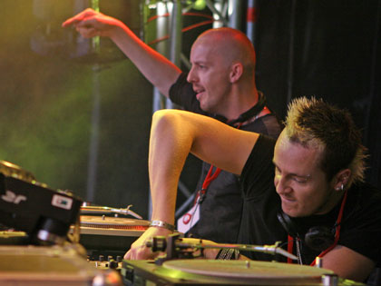 The Organ Donors live on the festival circuit